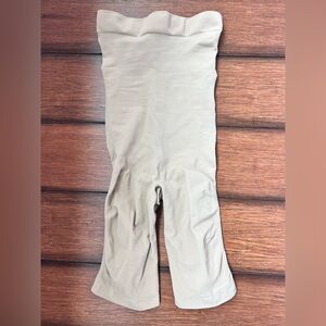 SKIMS Clay Shapewear Shorts